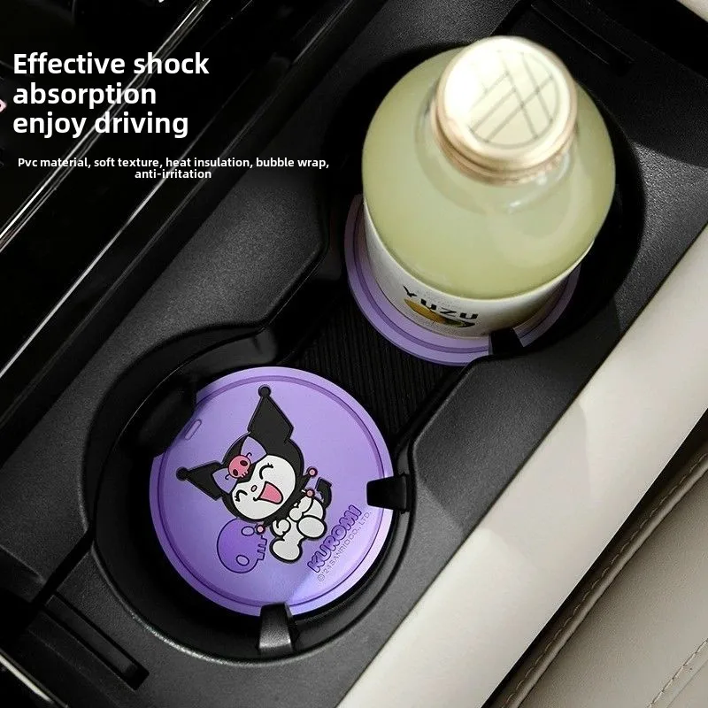 サンリオ クロミ 車用ウォーターカップ 滑り止めマット 収納 - Kawaii Tech Accessories のレビューと価格