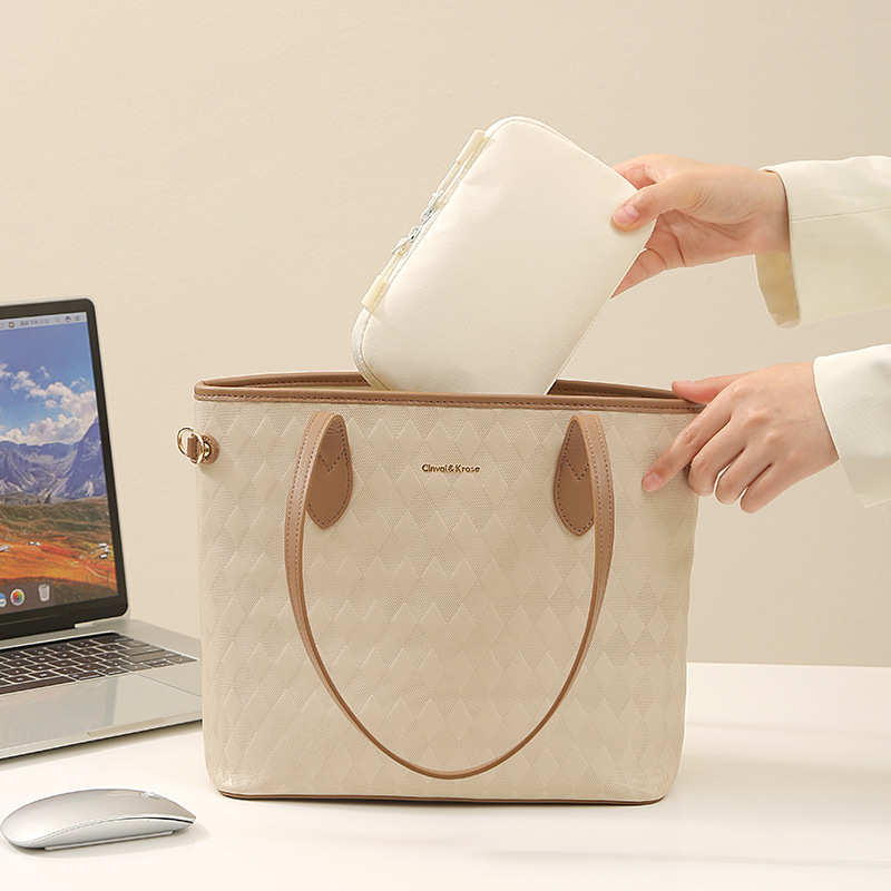携帯用トラベルコードオーガナイザー、ケーブル・充電器・携帯電 - Tech Accessories Travel Organizer Pouch のレビューと価格